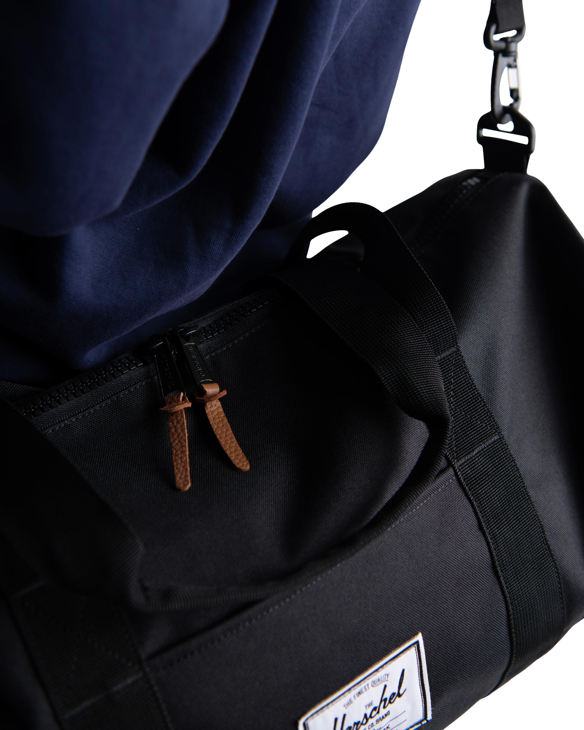Sutton mid volume duffle bag online