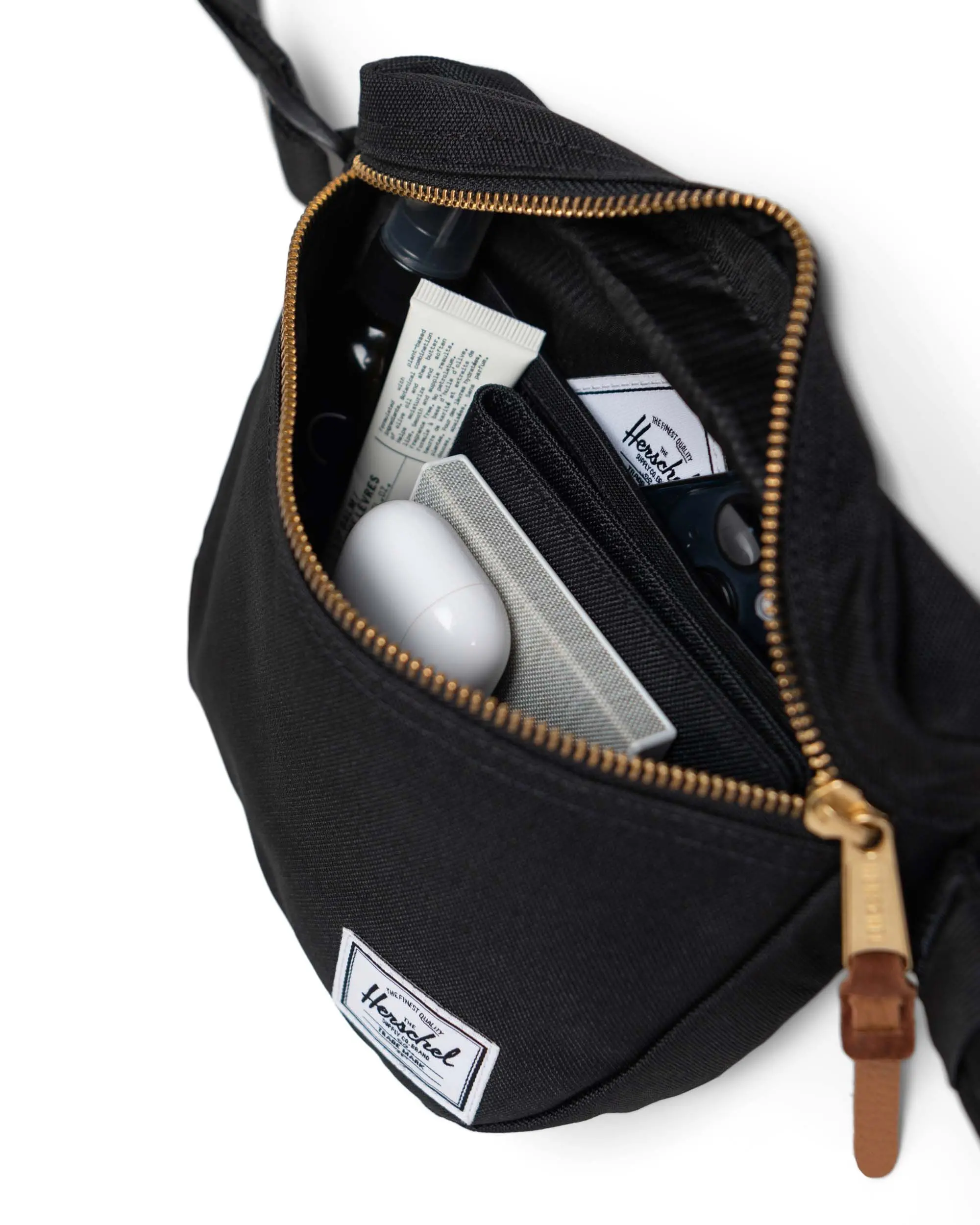 Black herschel fanny pack shop